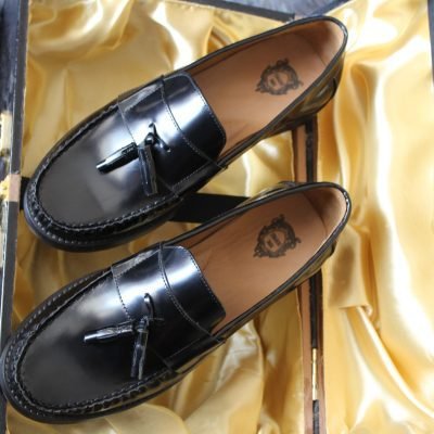 Black Brushoff Leather Kiltie Moccasins