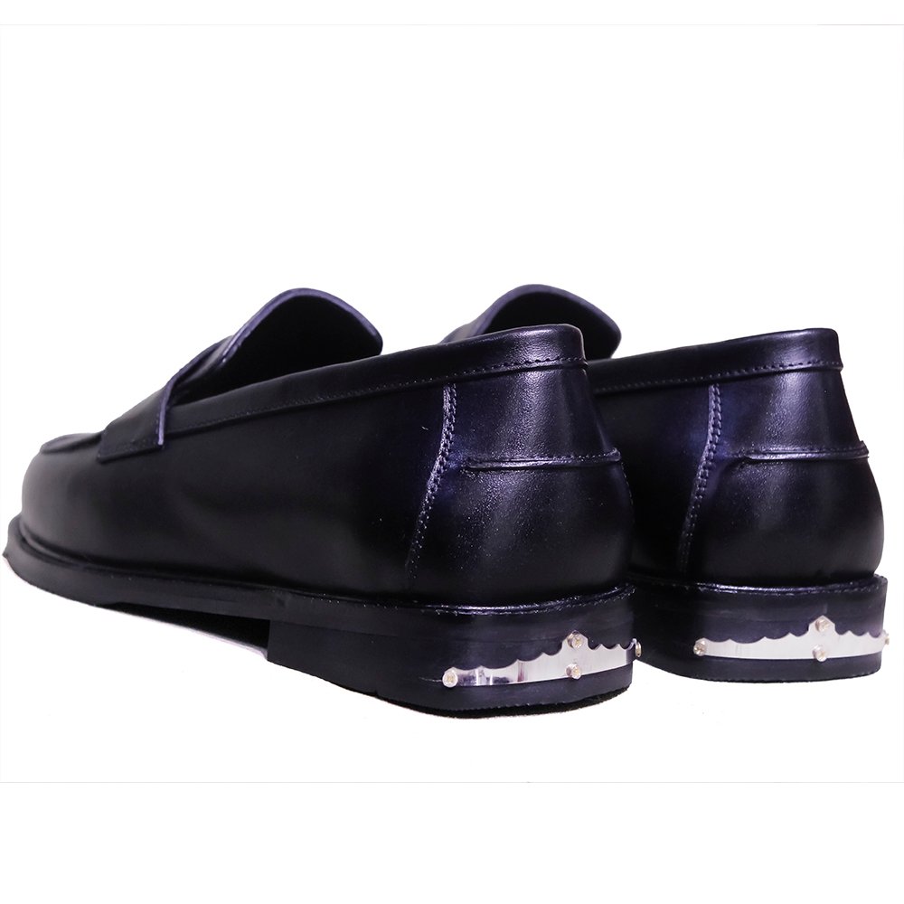 Obsidian Crest Penny Loafer