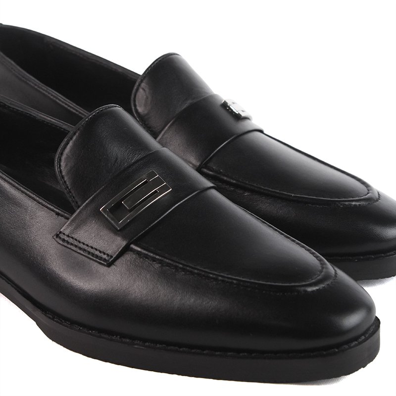 Regent Classic Calf Leather Loafer