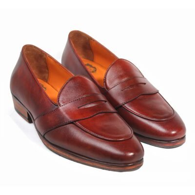 Tan brown handcrafted leather Cavero Classic Loafer with penny strap design and rubber sole by Shoe Bespoke.